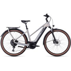 Cube Touring Hybrid Pro 625